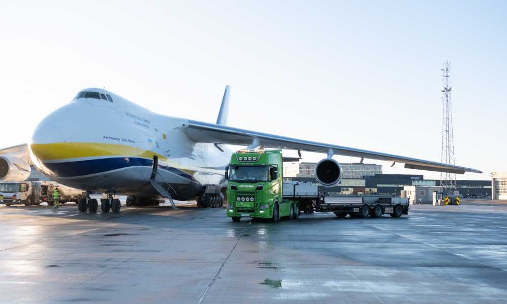 A white cargo aircraft