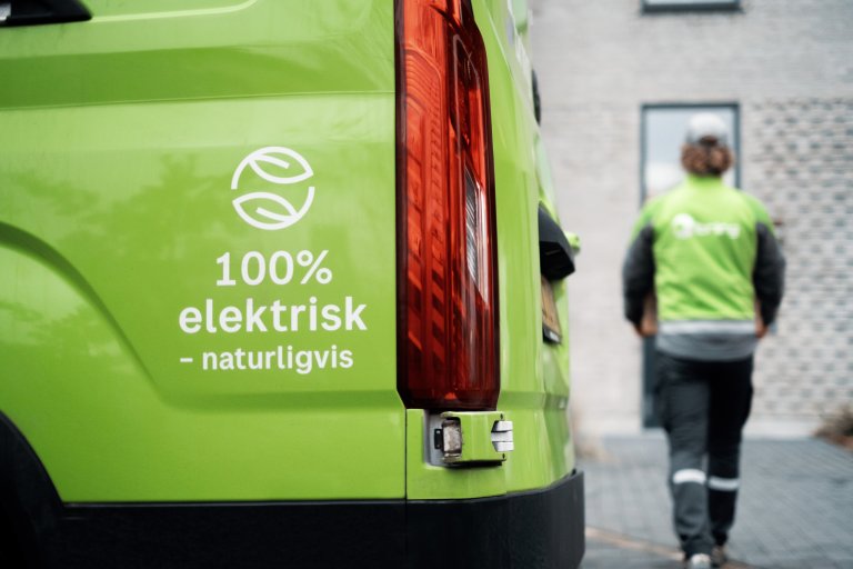 Bring sine elbiler er markert med teksten «100 % elektrisk – naturligvis»