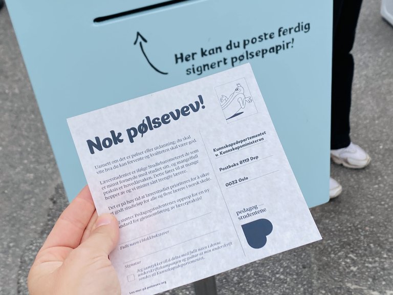 pølsepapir postkasse